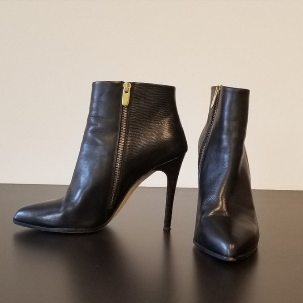 Club Monaco black leather/ snakeskin booties